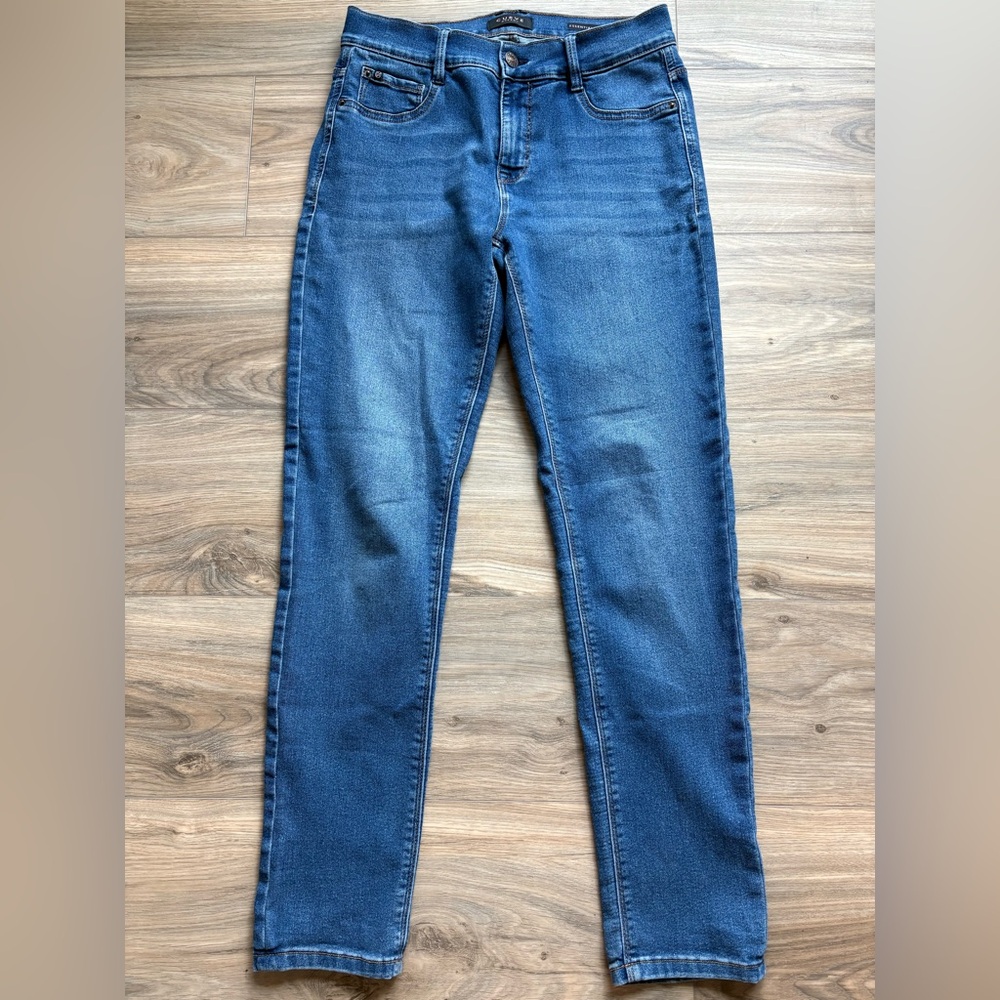 Curve Appeal Jeans, Essential Skinny, Mid-Rise, Med Wash, Stretch